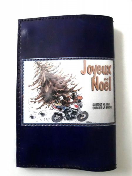 range papier voiture personnalis&eacute;